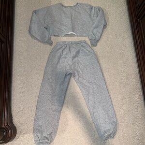 Gray women’s Sweatpants and Sweatshirt Set